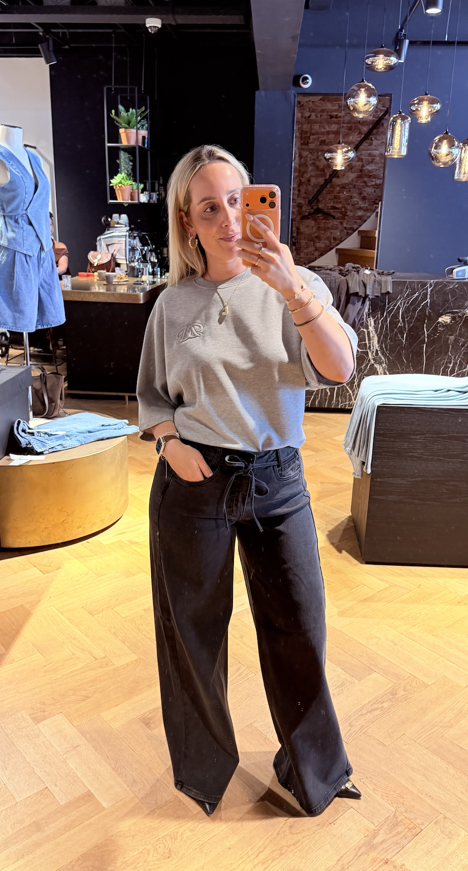 Devon washed batwing sweat