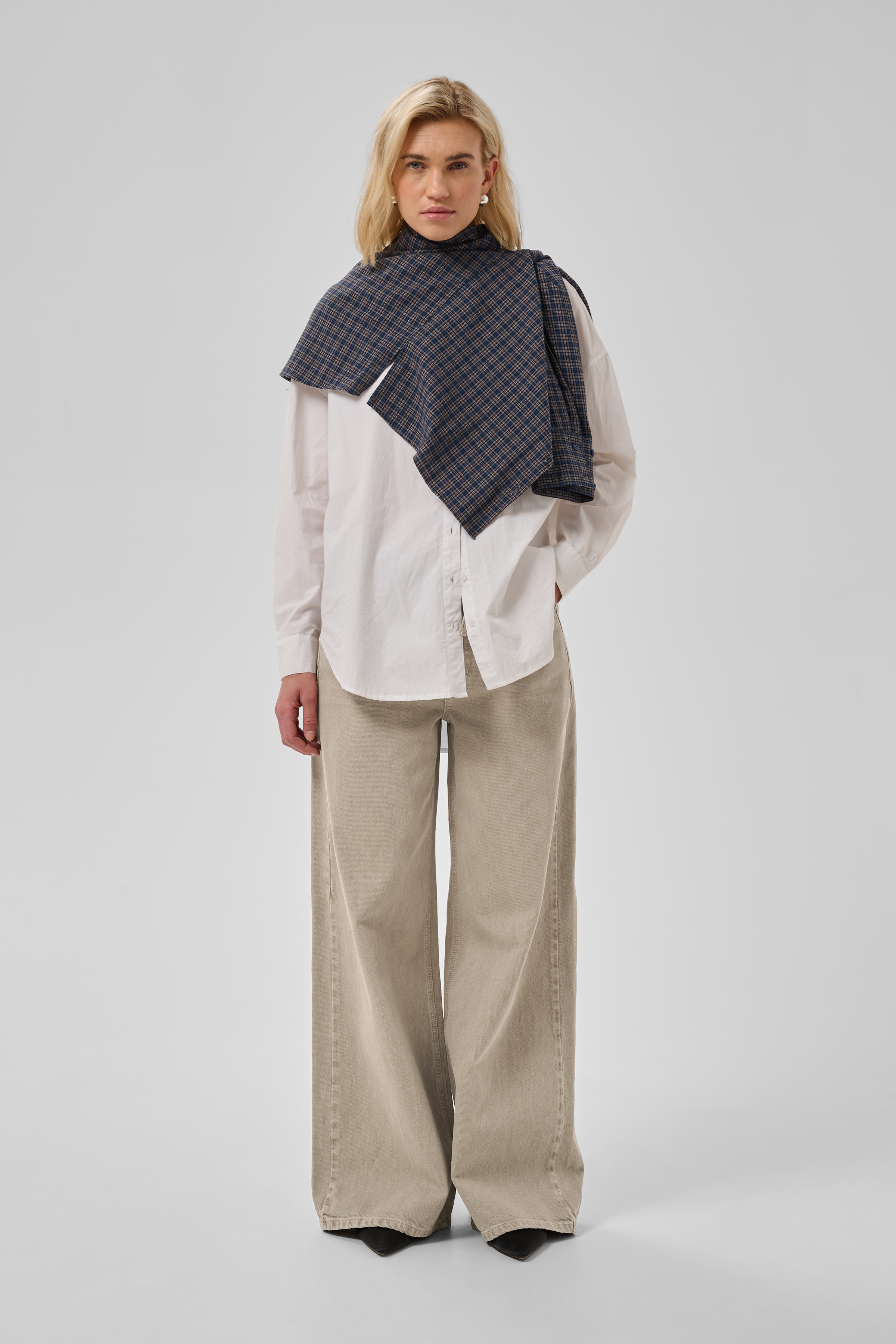 Karo 175 Mid X-Wide jeans