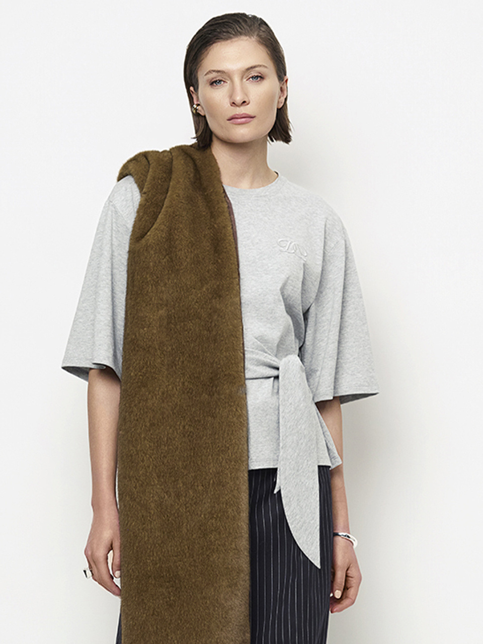 Dori Wrap detail tee