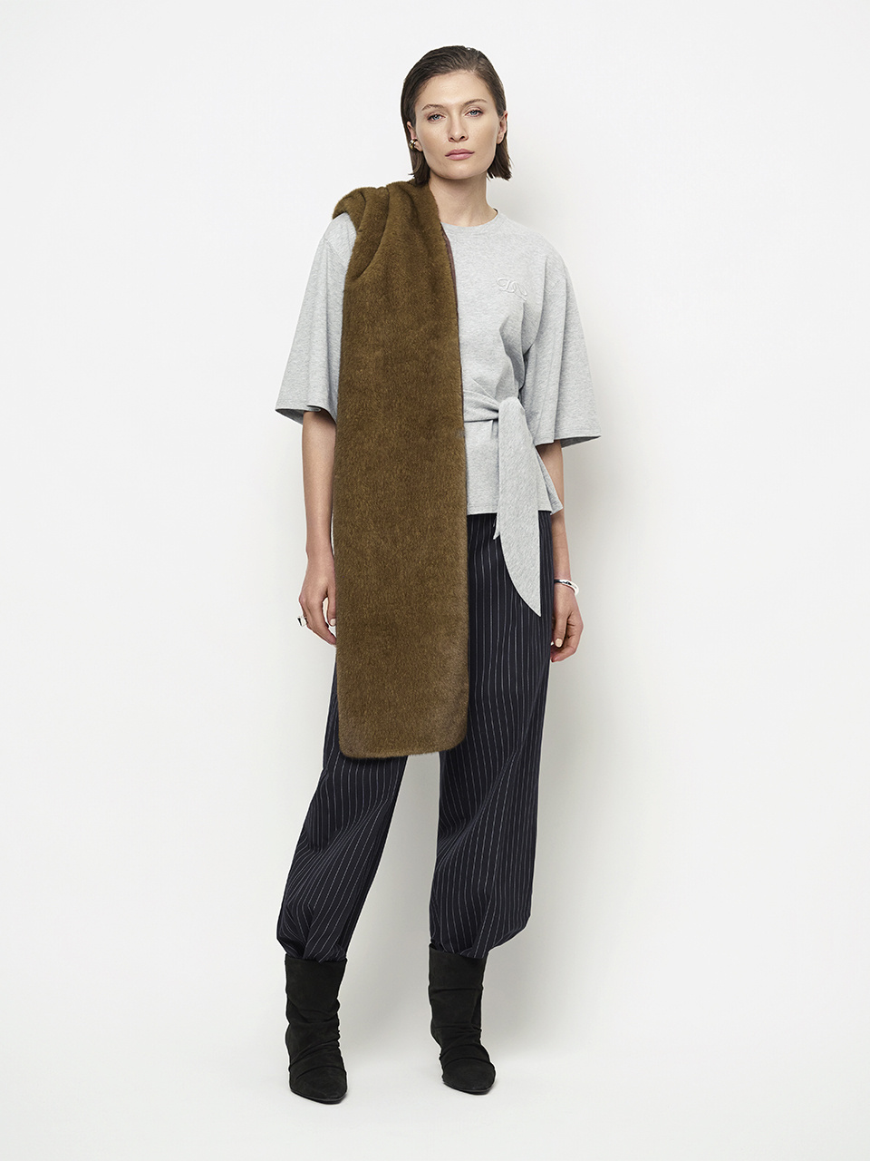 Dori Wrap detail tee