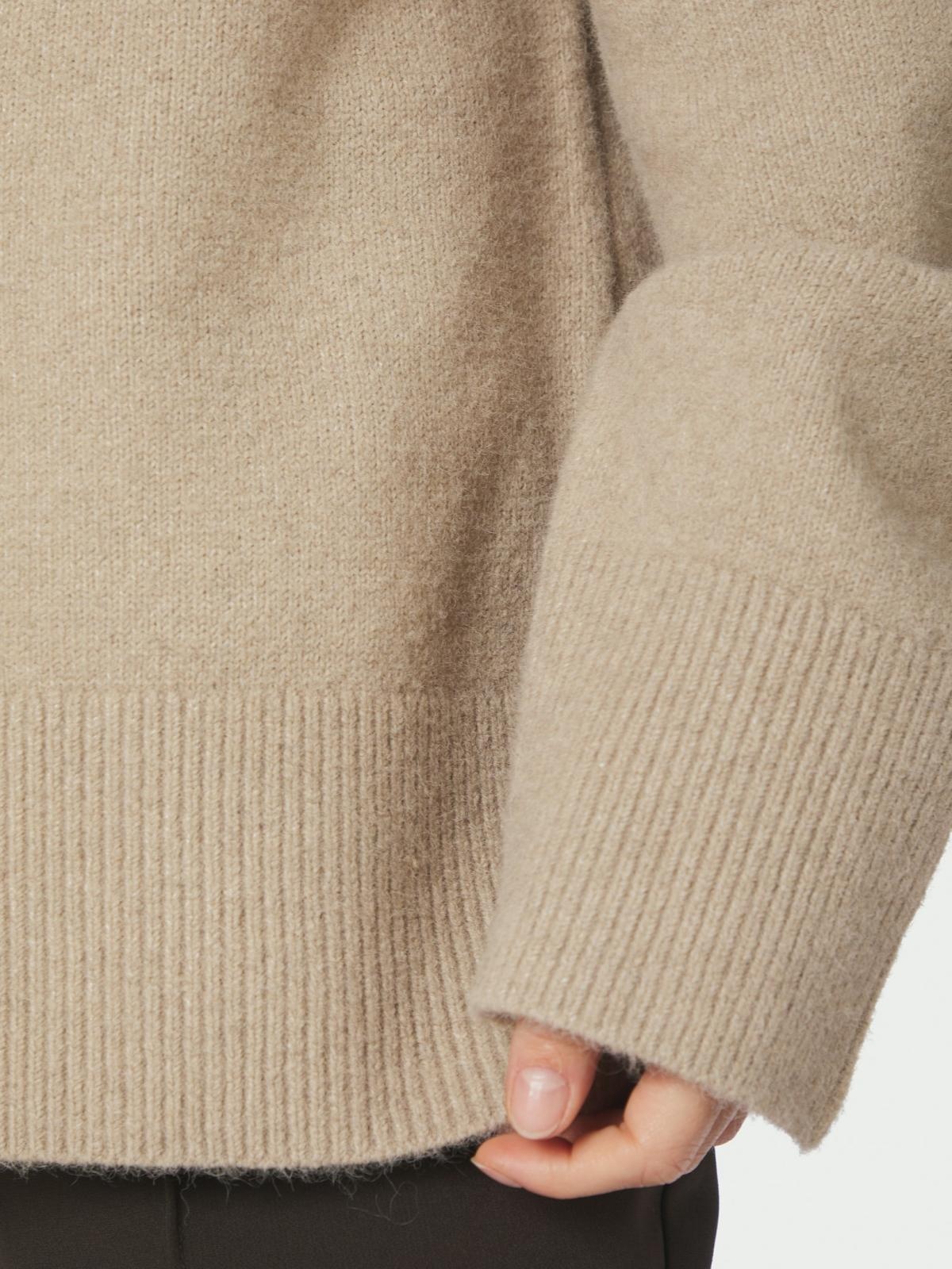 Jen Knit Pull