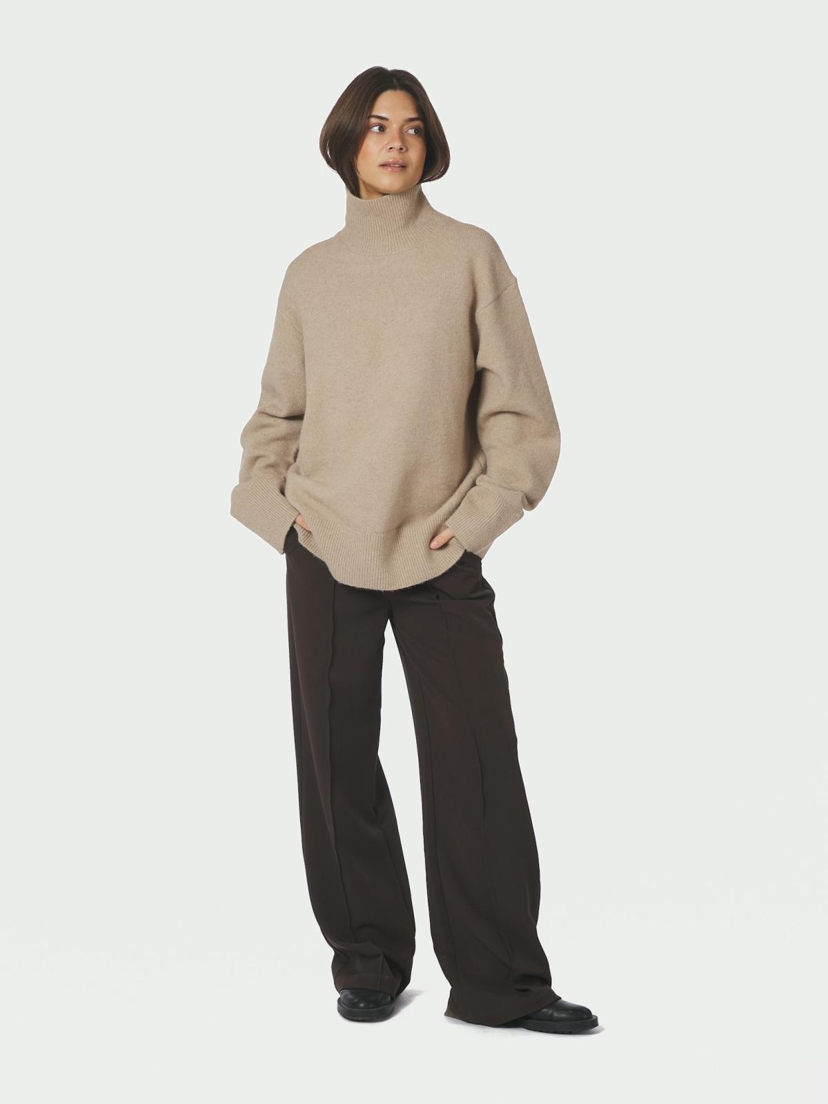 Jen Knit Pull