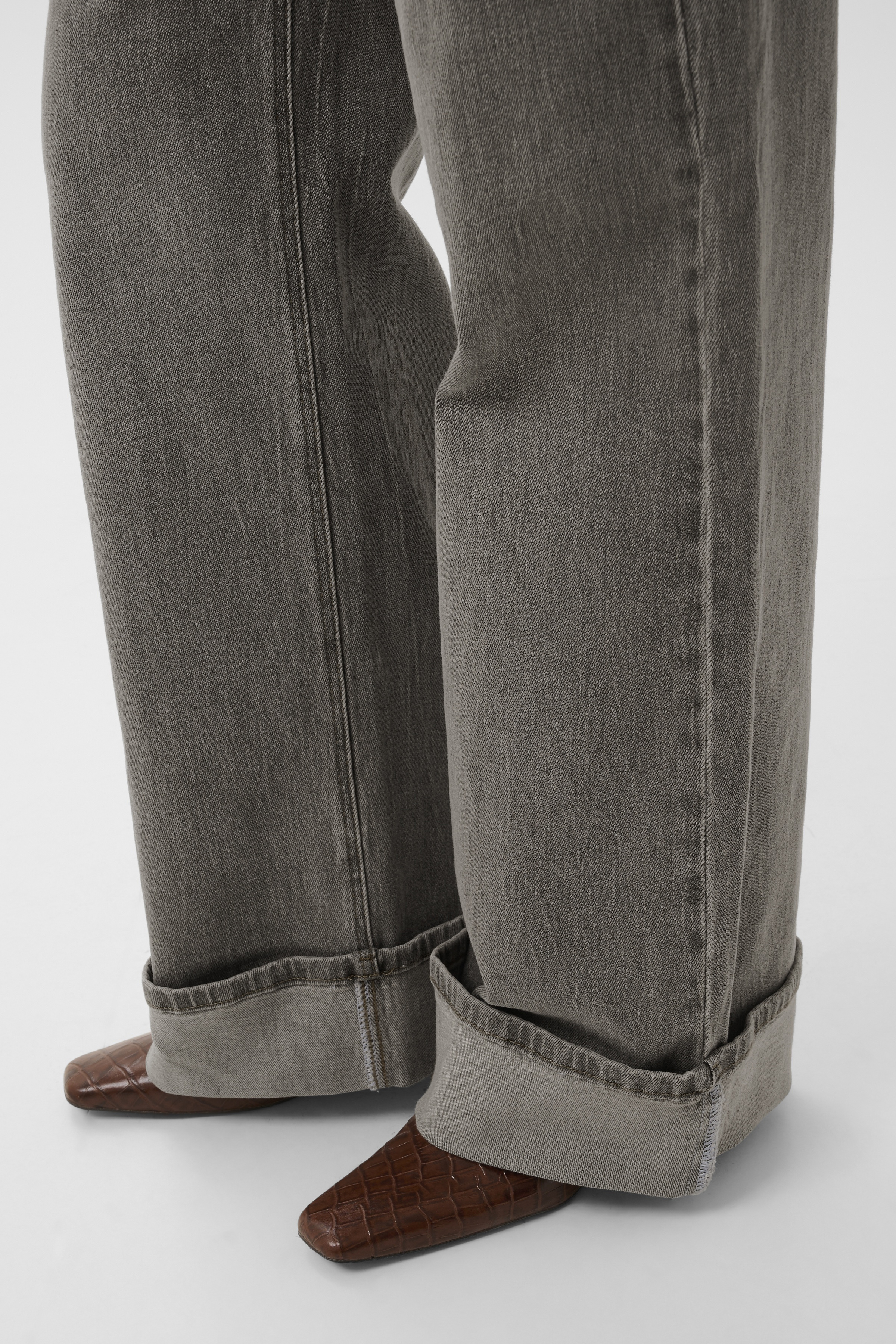 Sara HW wide jeans