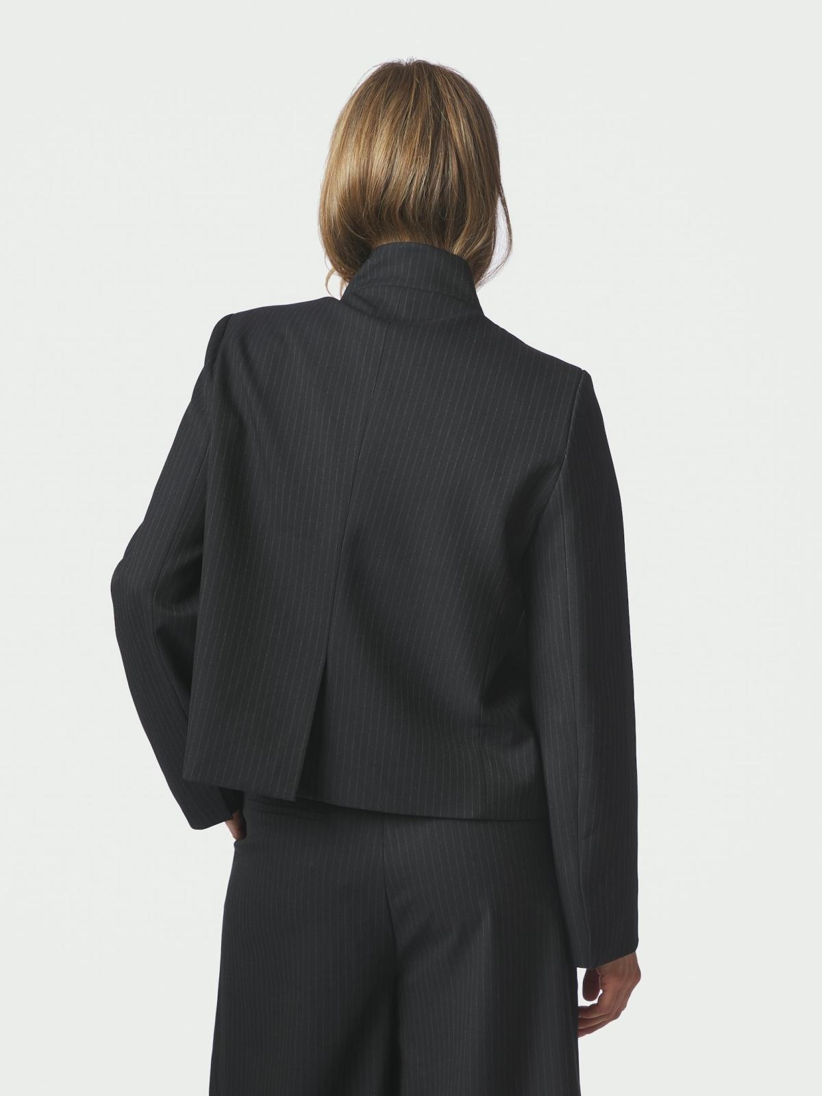 Tiria Slim Pinstripe Blazer