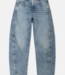 Baggy twisted jeans