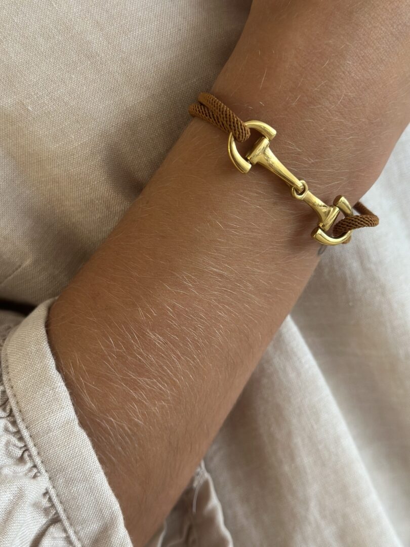 Armband met touw en gouden gesp