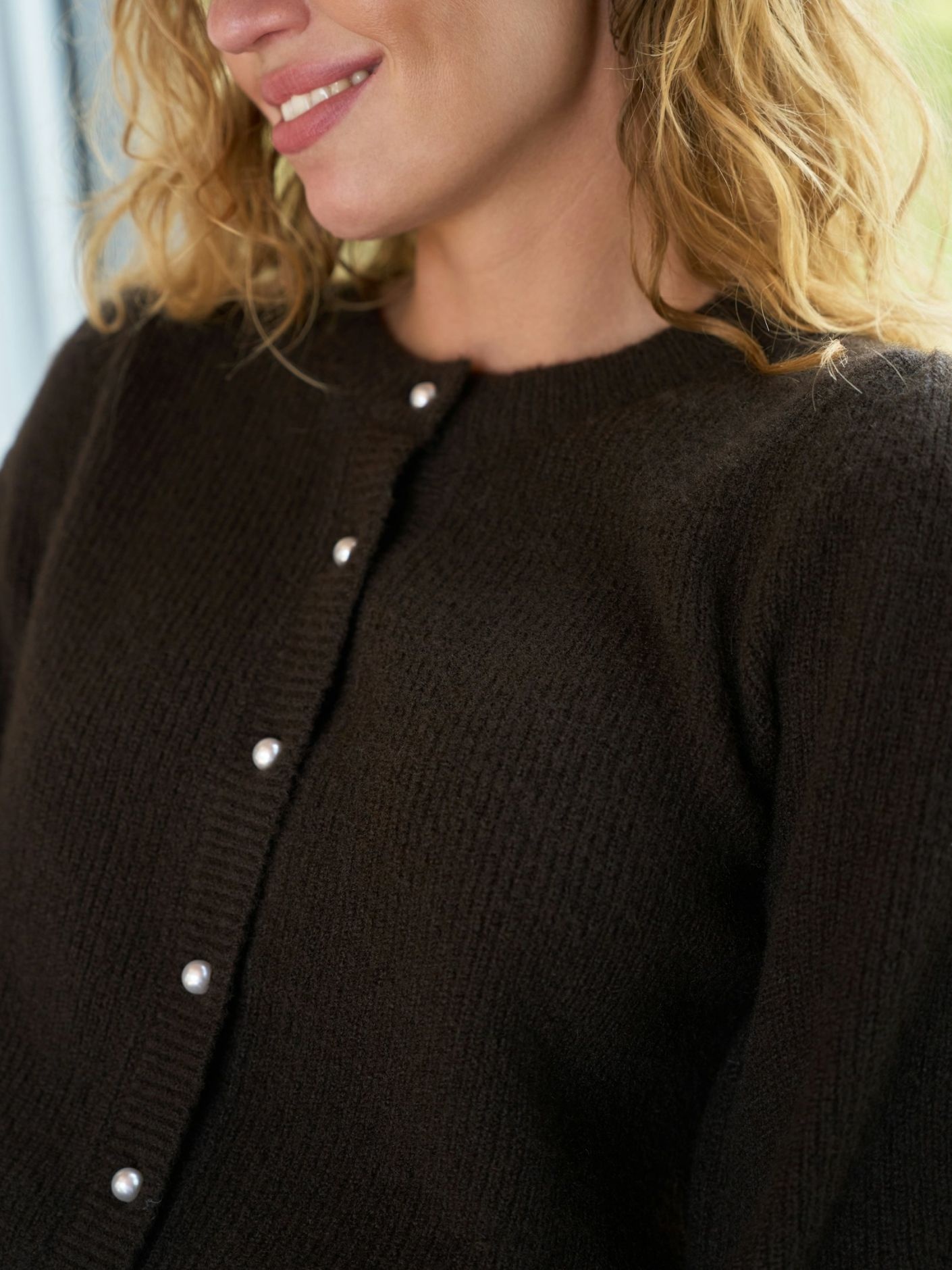 Nuna Knit Cardigan