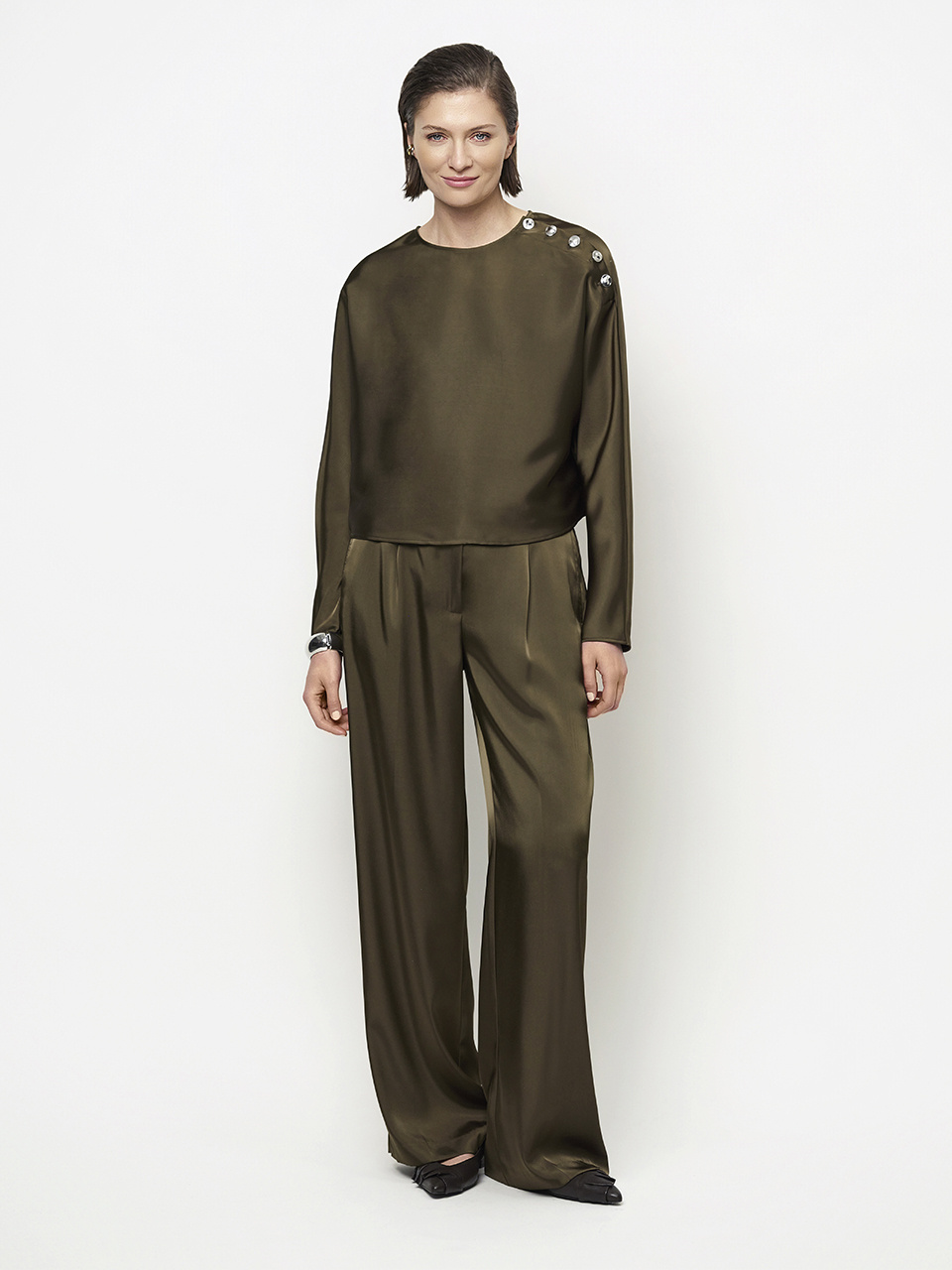 Leiva bold satin button detail top