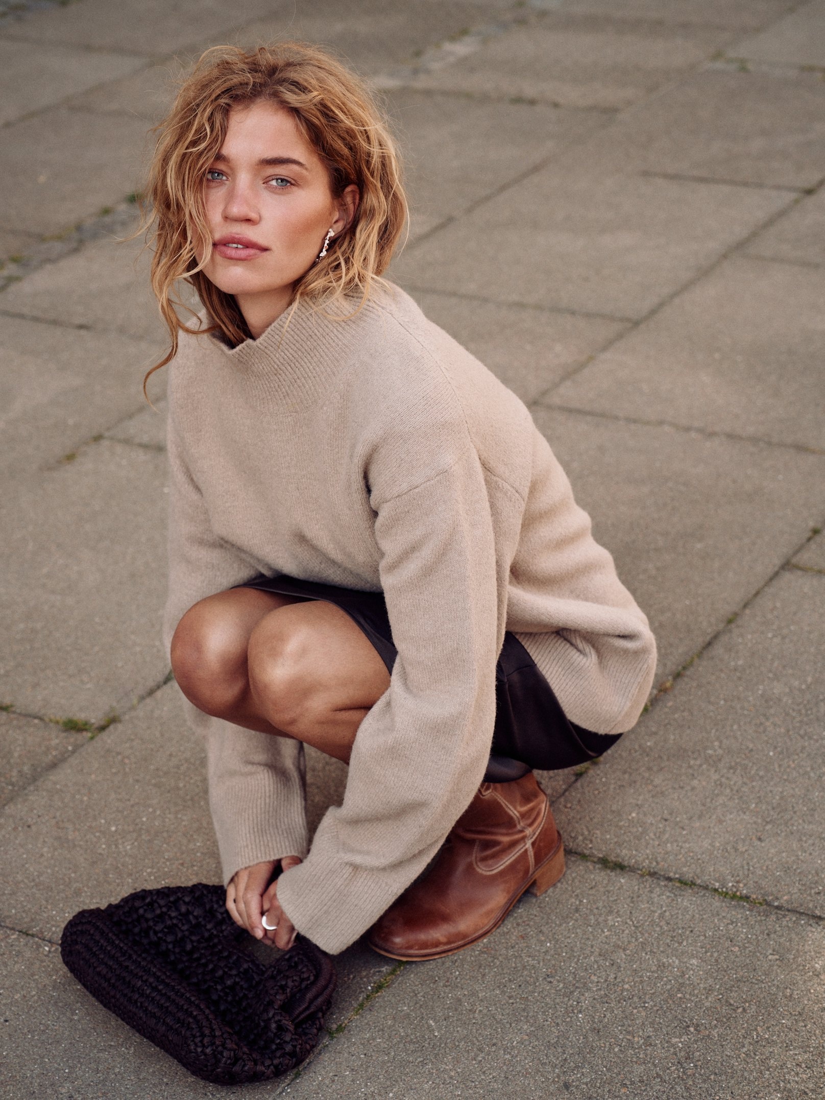 Jen Knit Pull