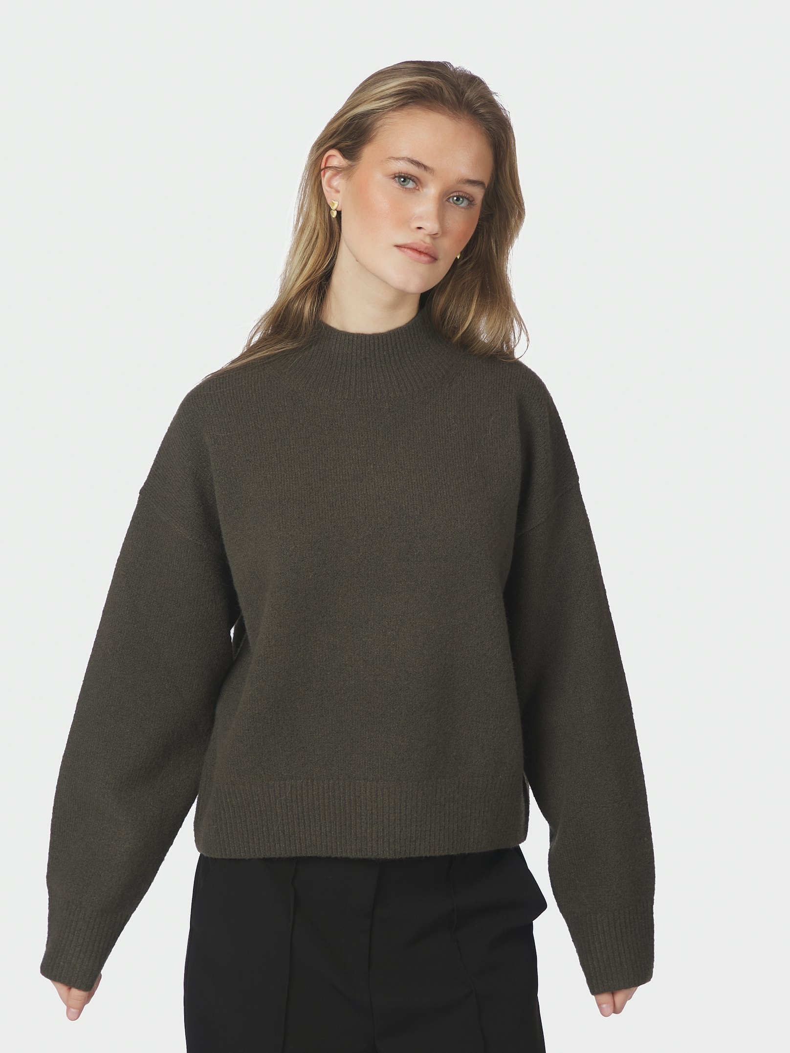 Paulina Knit Pull