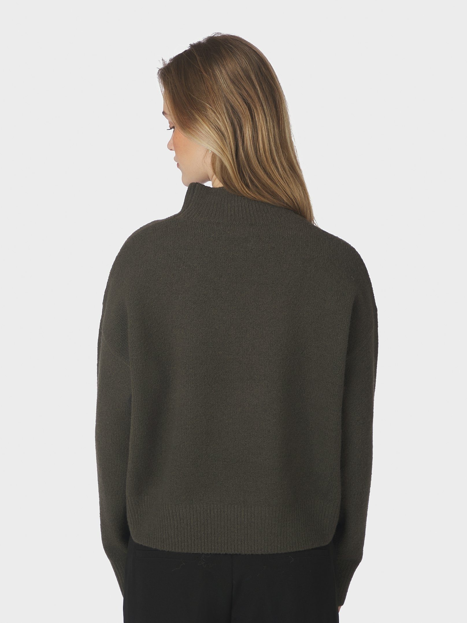 Paulina Knit Pull