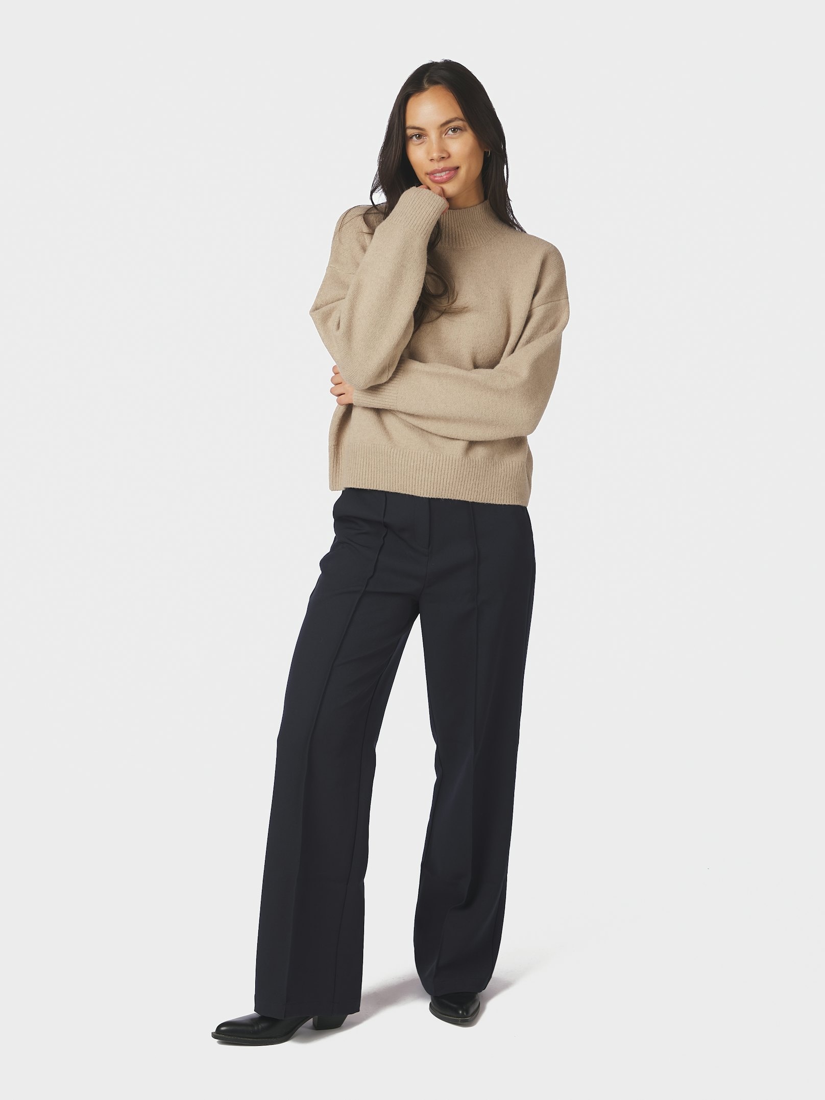 Paulina Knit Pull