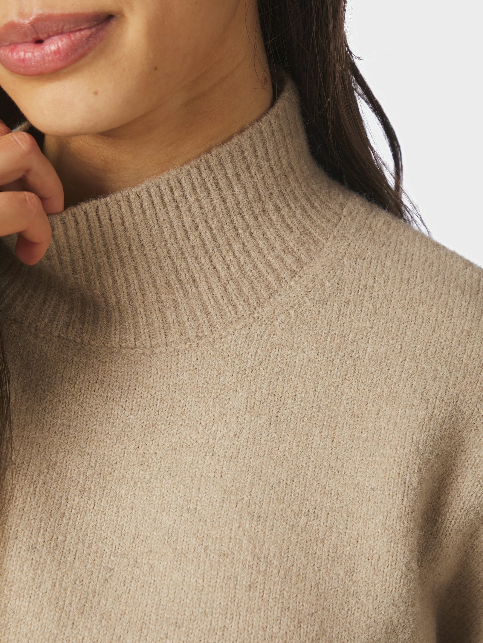 Paulina Knit Pull