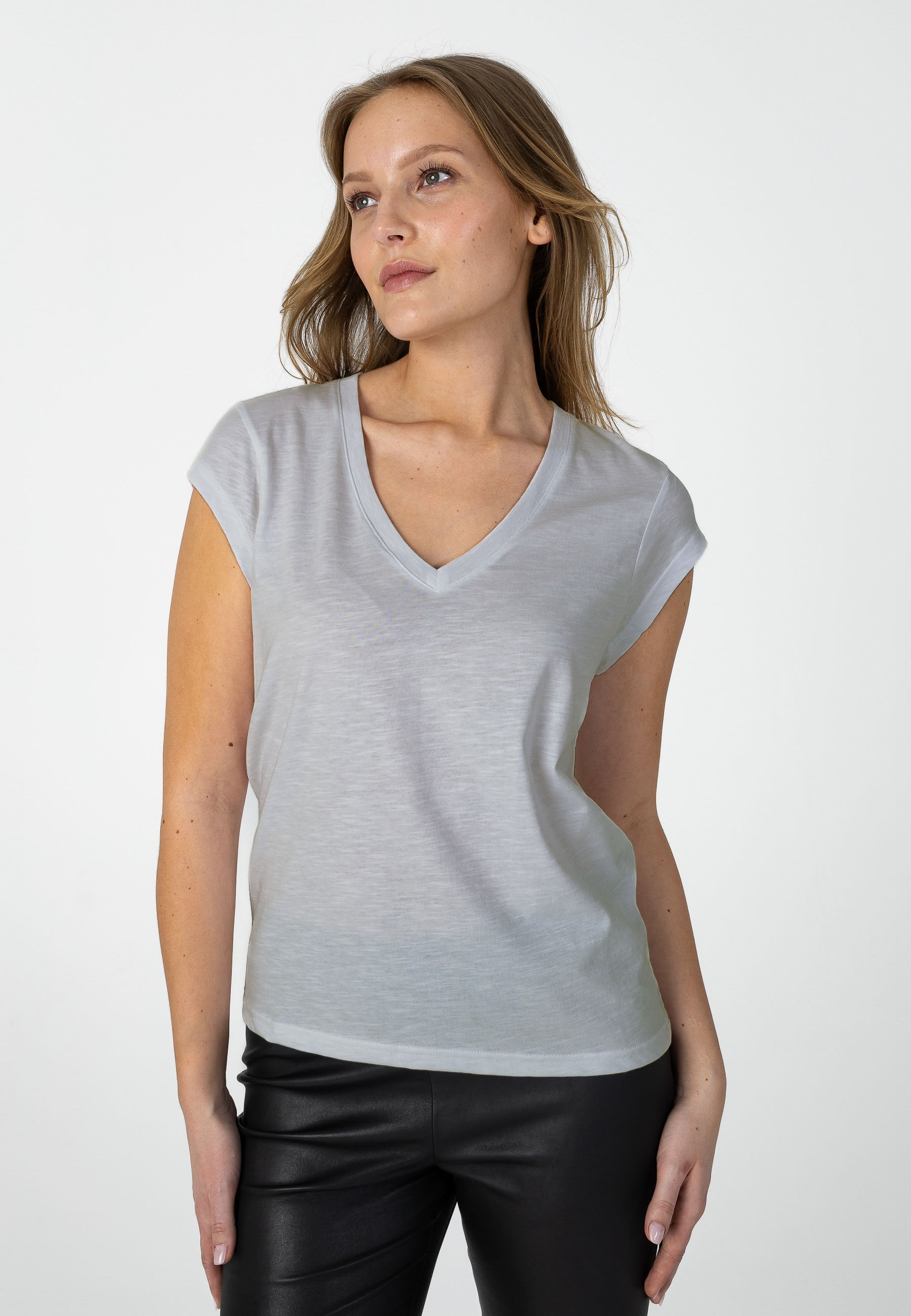 CC Heart Basic v-neck t-shirt