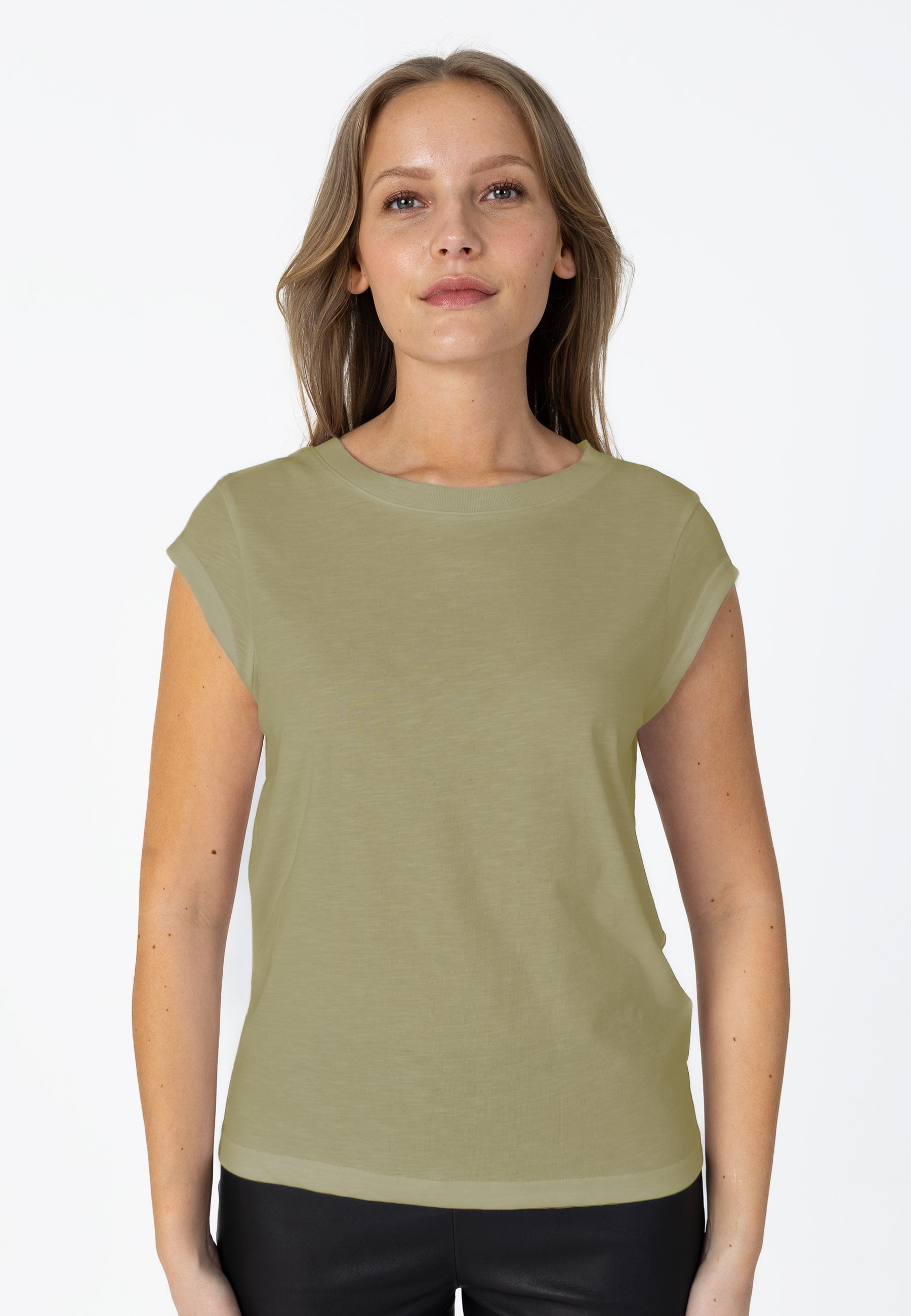 Basic round-neck t-shirt