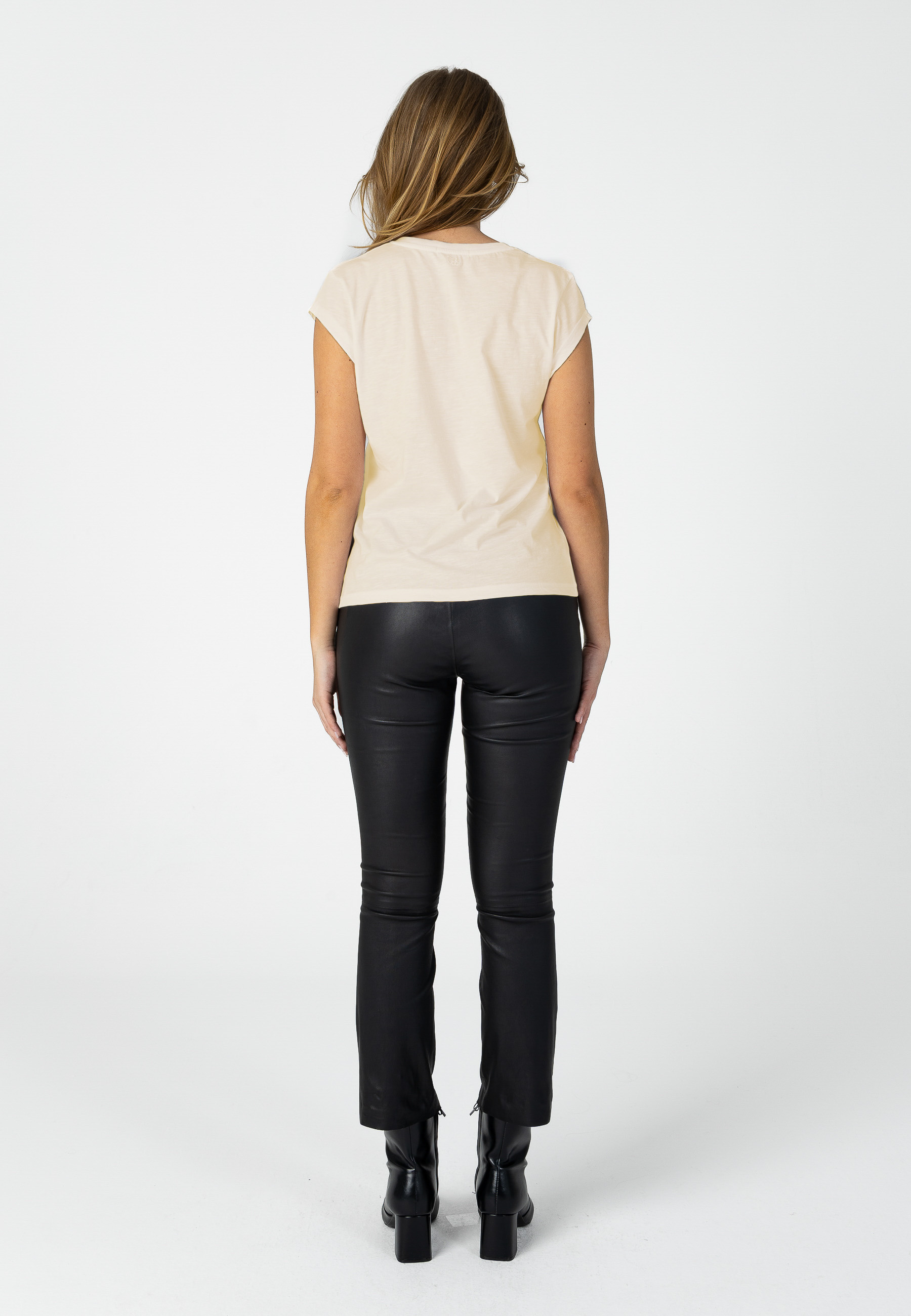 Basic round-neck t-shirt