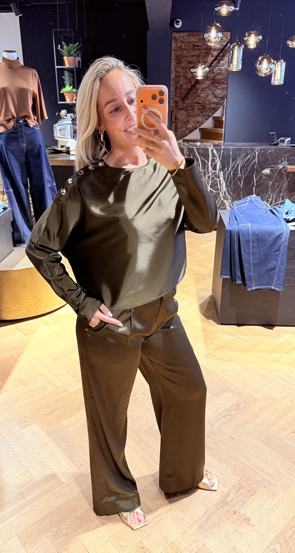 Leiva bold satin button detail top