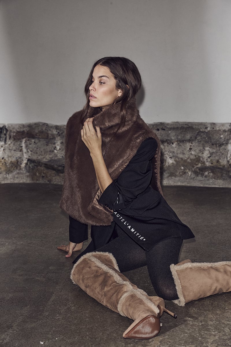 Haute L' Amitié HL10681 Fur Neck Warmer