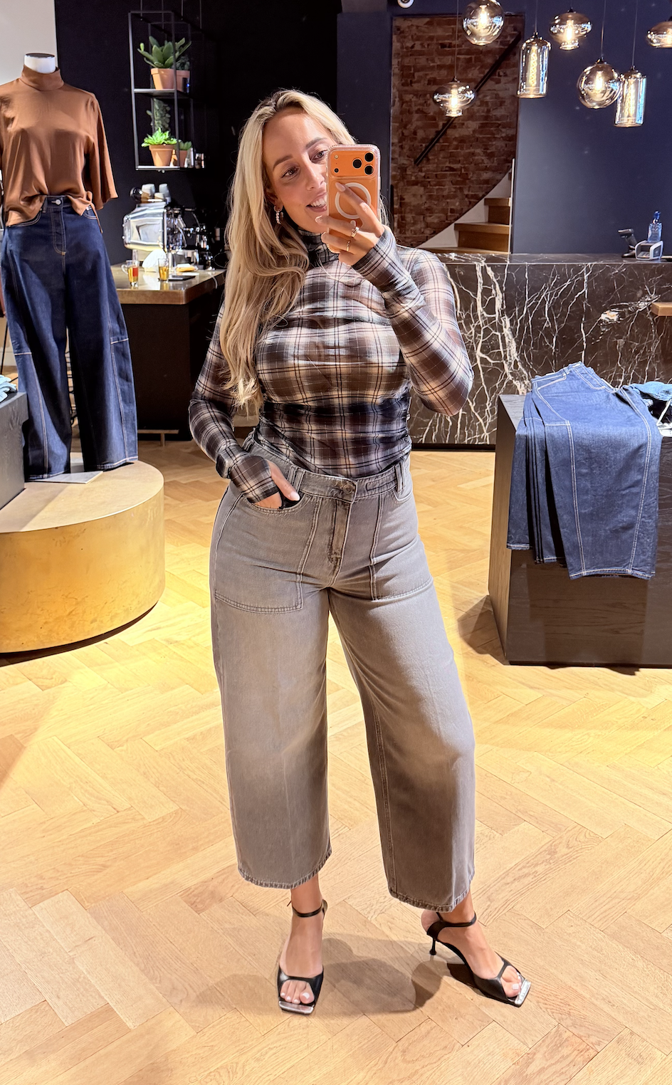 Casha printed check mesh top