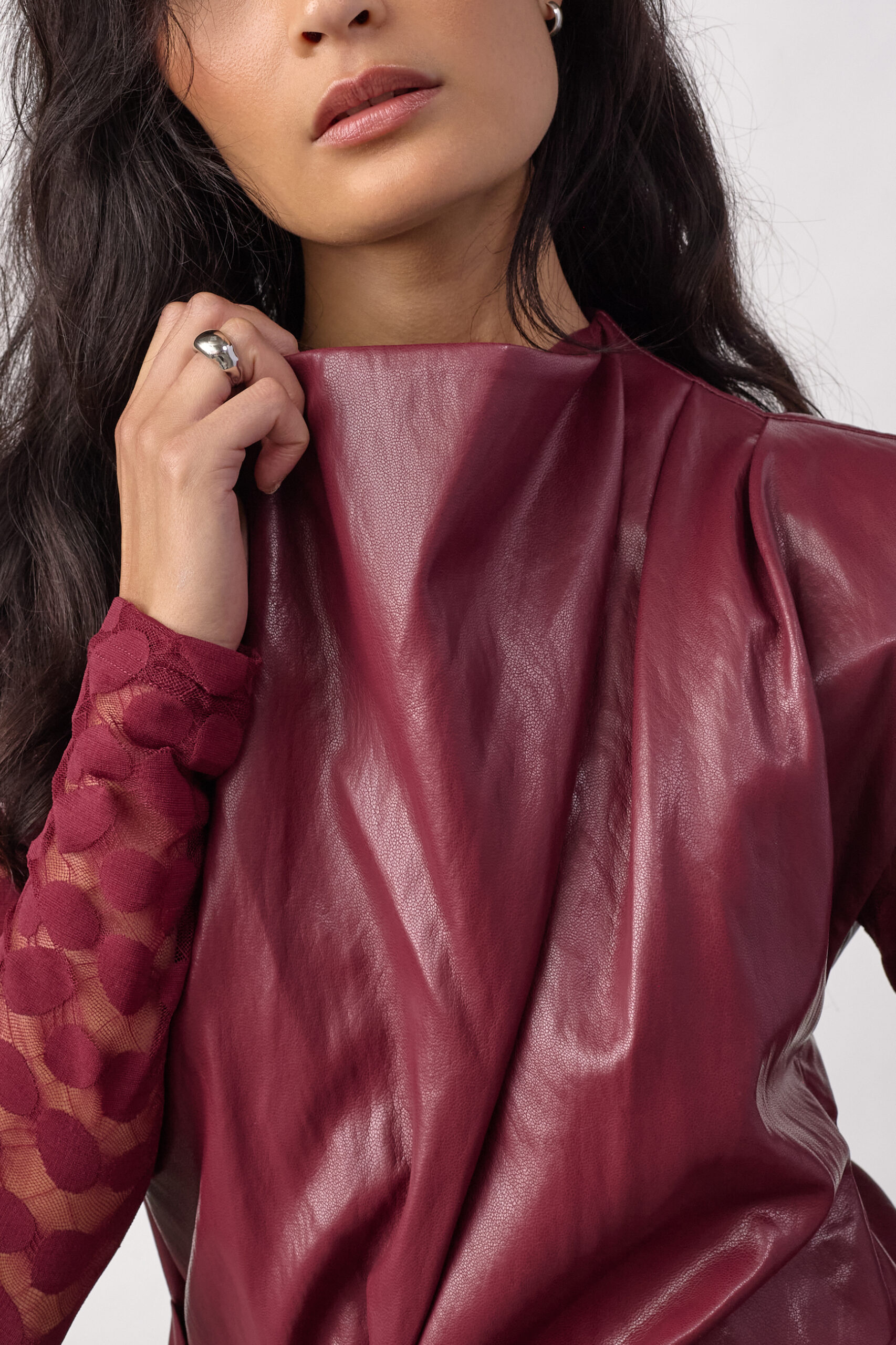 Gitt Pleat Top