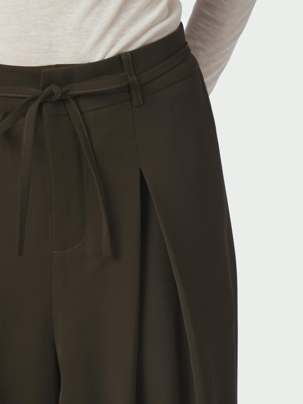 Eddina Woven Pants