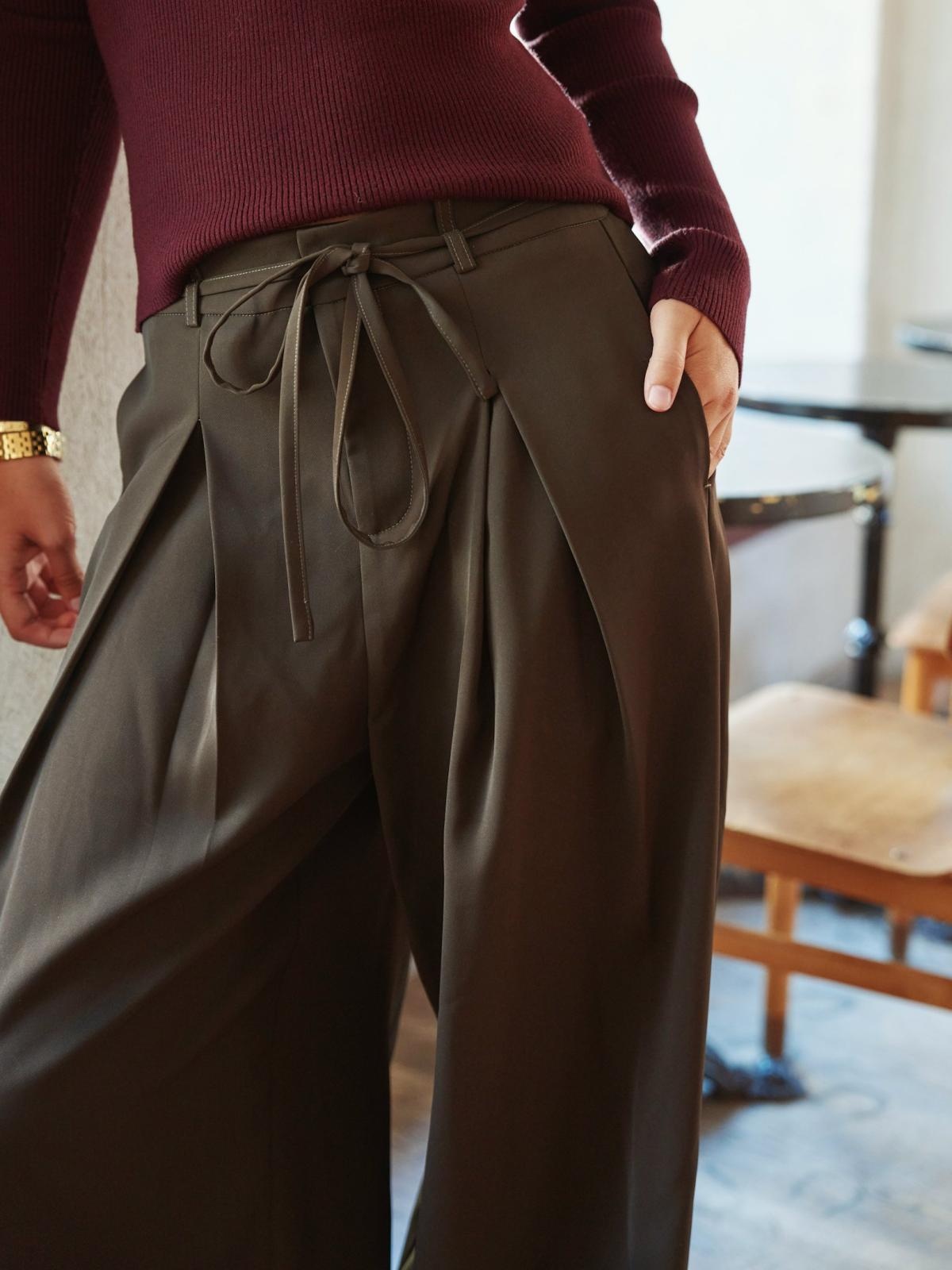 Eddina Woven Pants