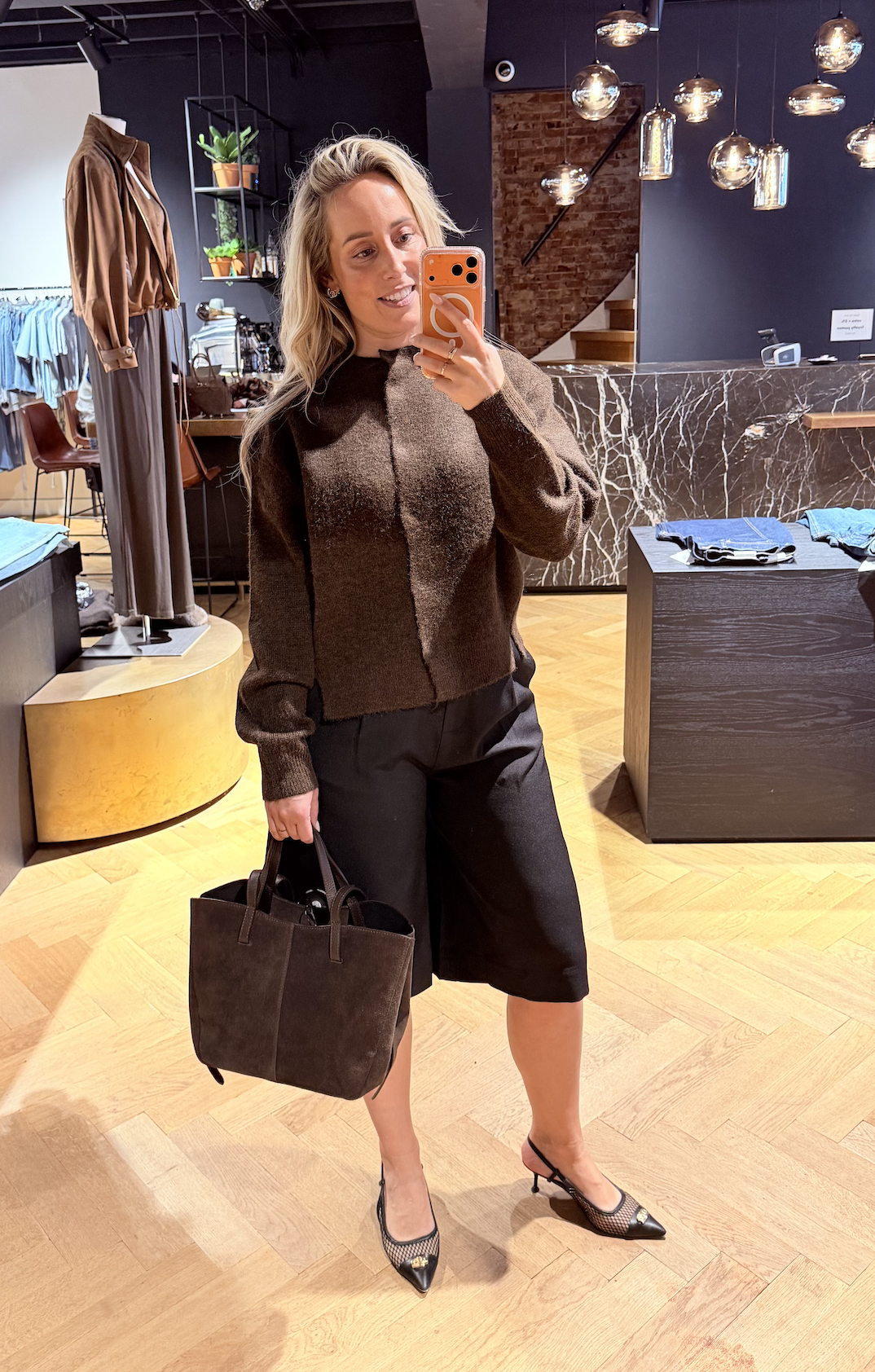 Rima Solid Shorts Black