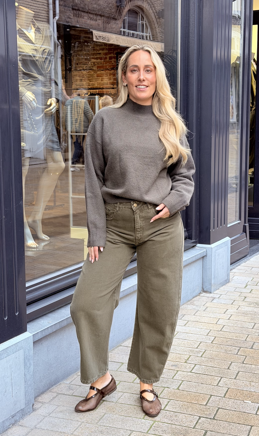 Paulina Knit Pull