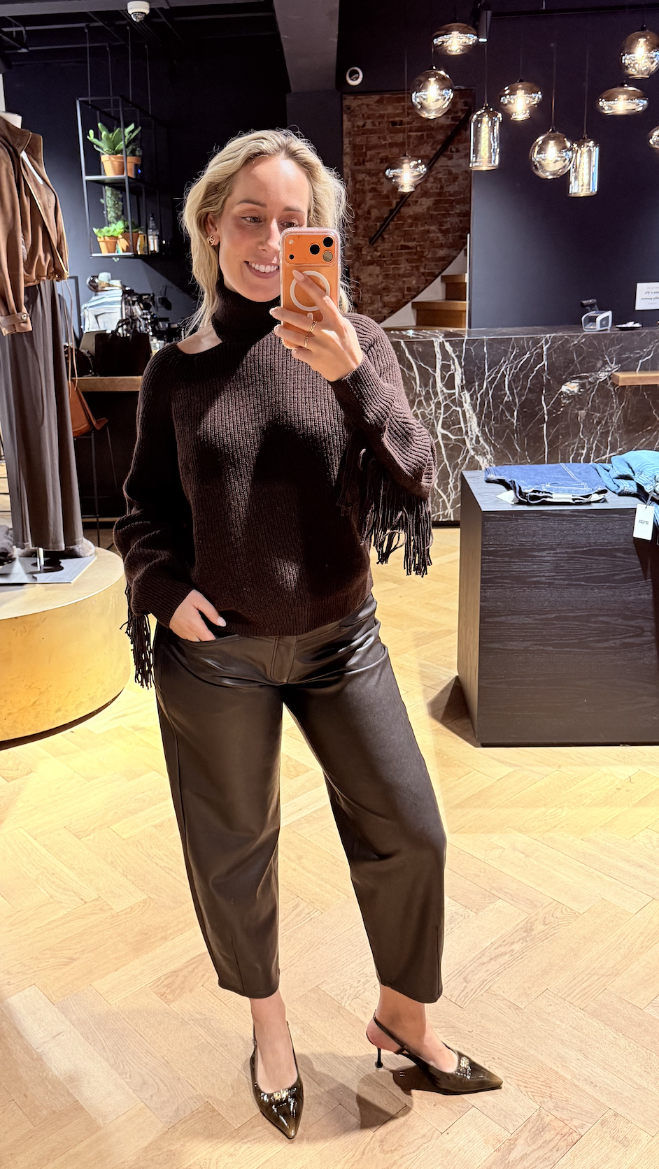 Siega cut-out fringe sweater