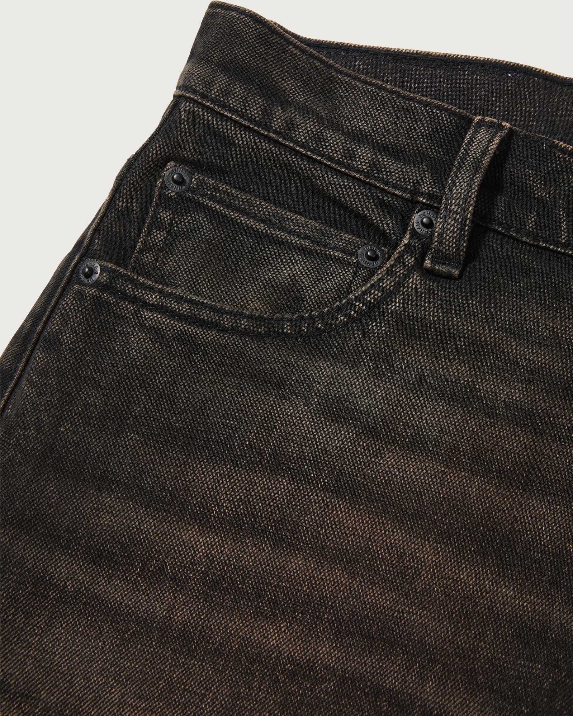 Tamae Iku jeans