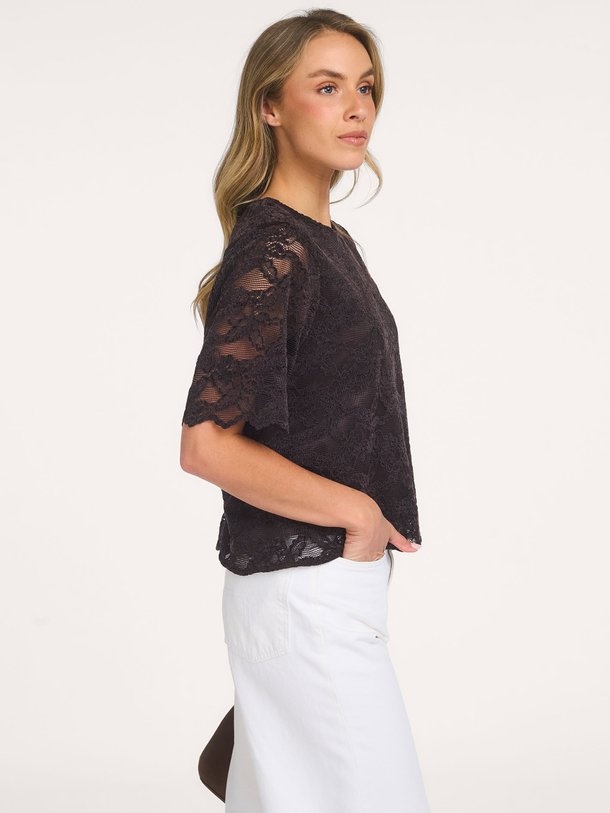 Trey Lace Tee