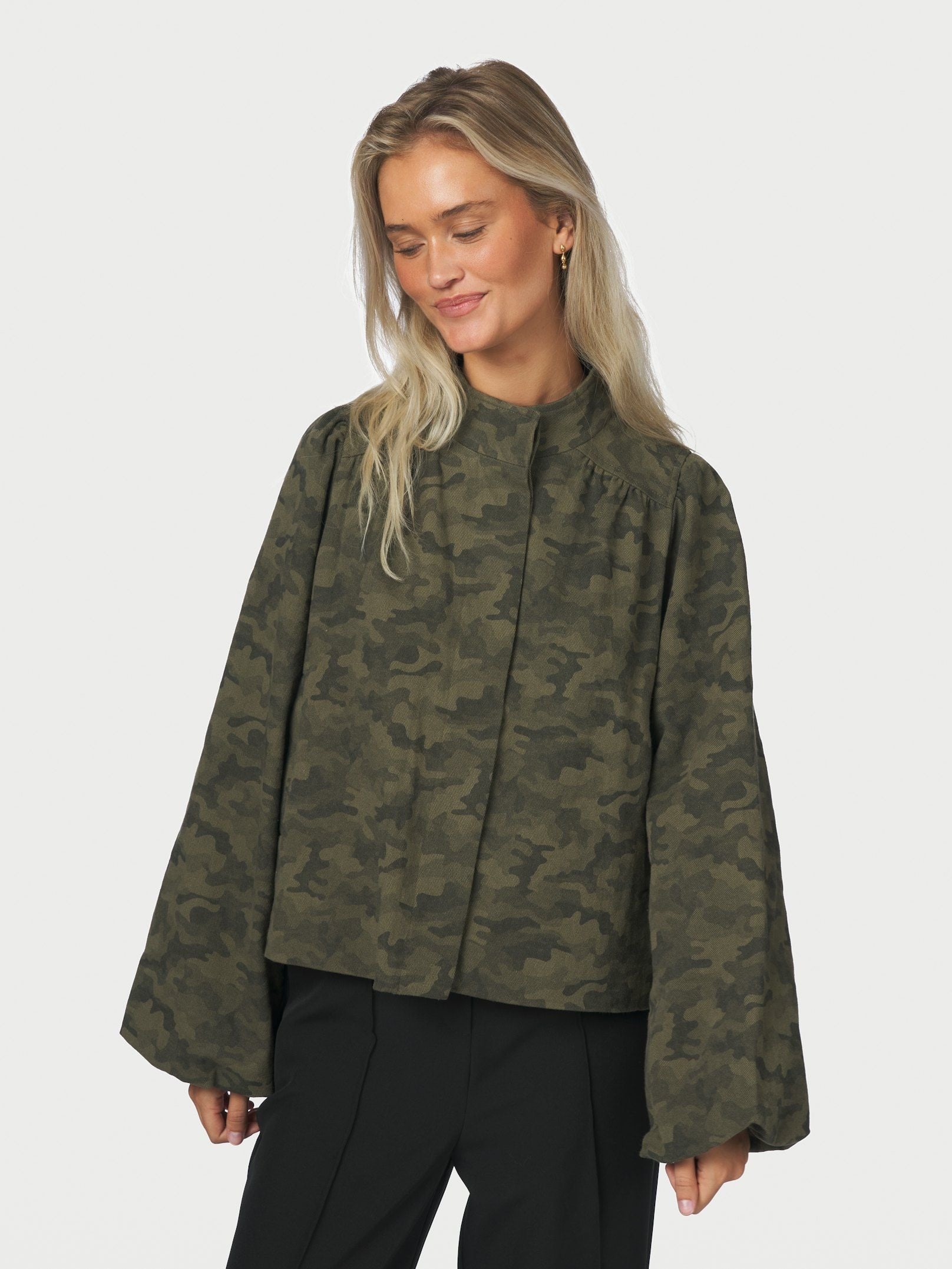 Neo Noir Tirsa Camou Jacket