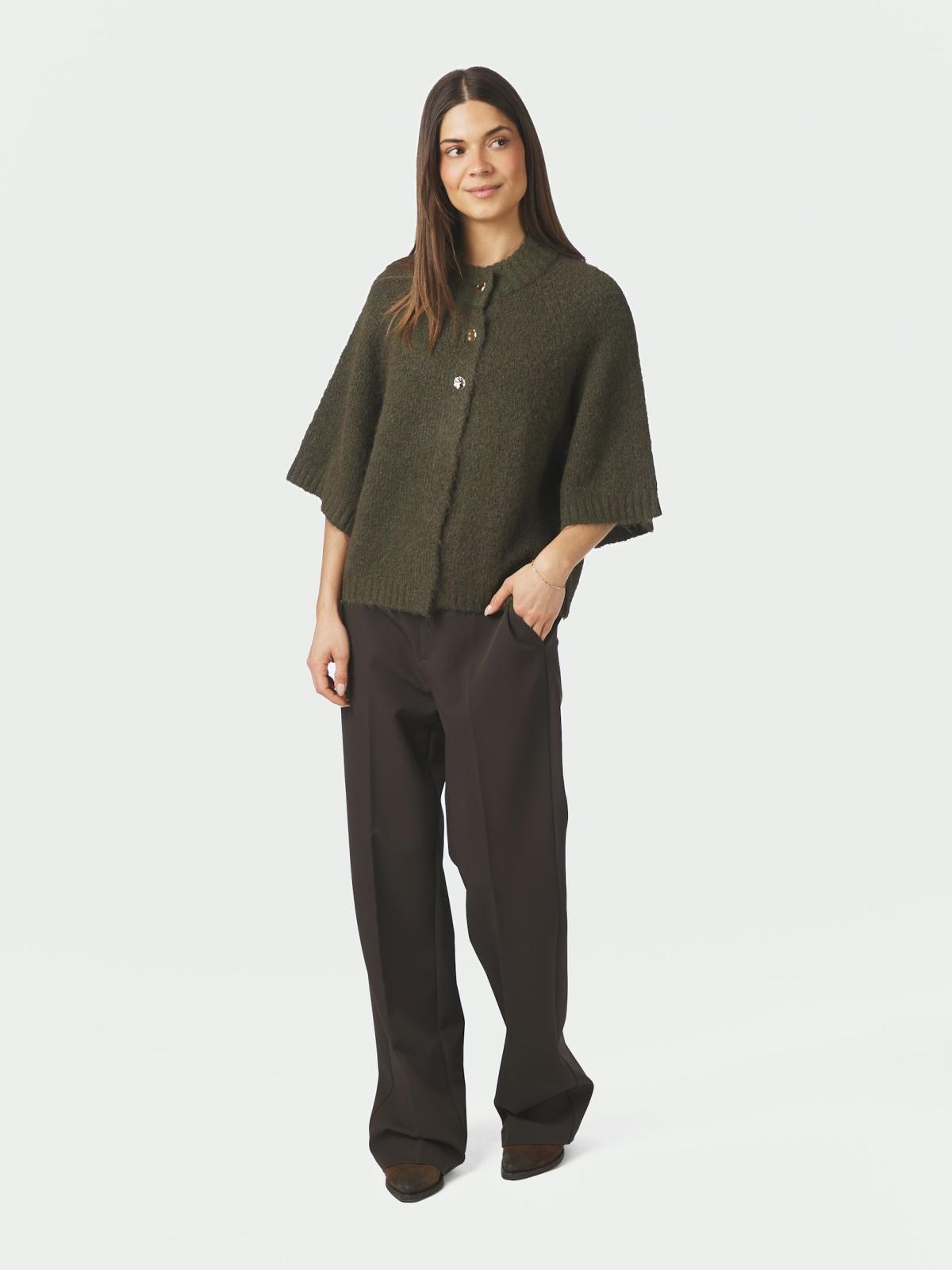 Benuta Fluffy Knit Cardigan