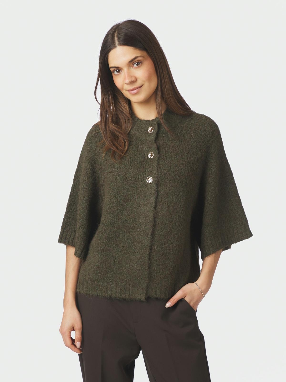 Benuta Fluffy Knit Cardigan