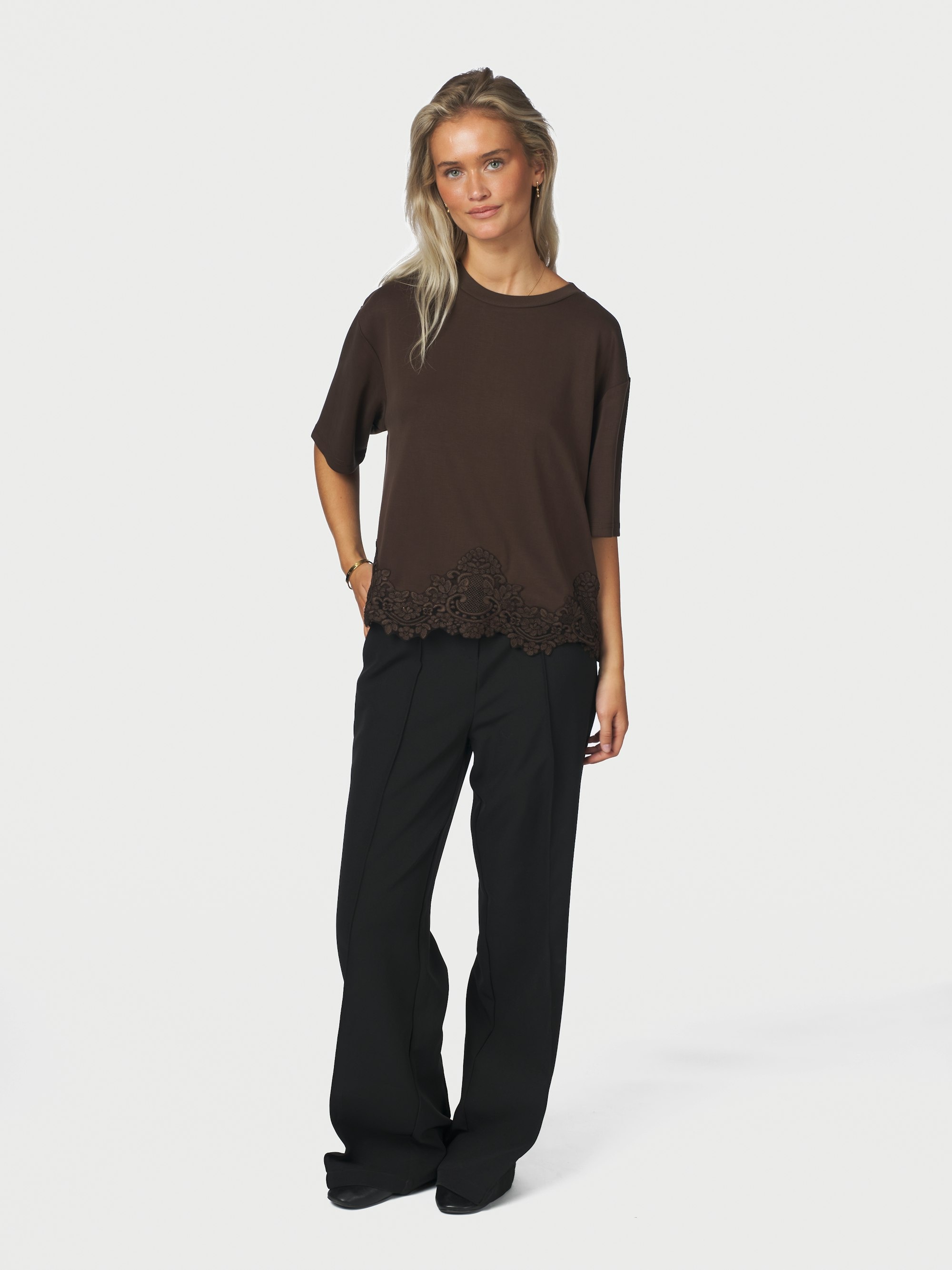 Iria Lace Tee Brown