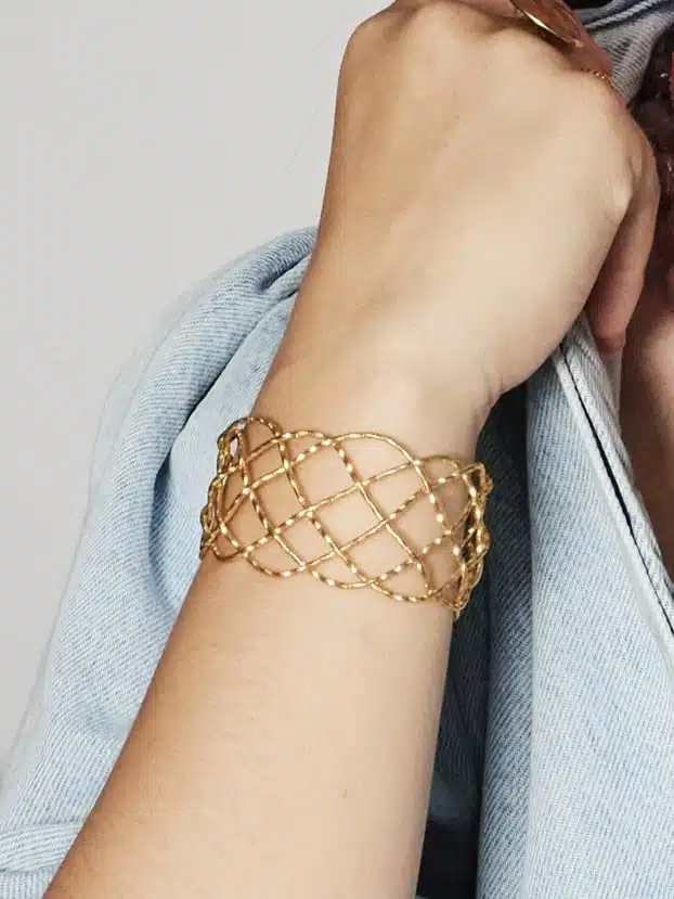 Geweven bangle met textuur