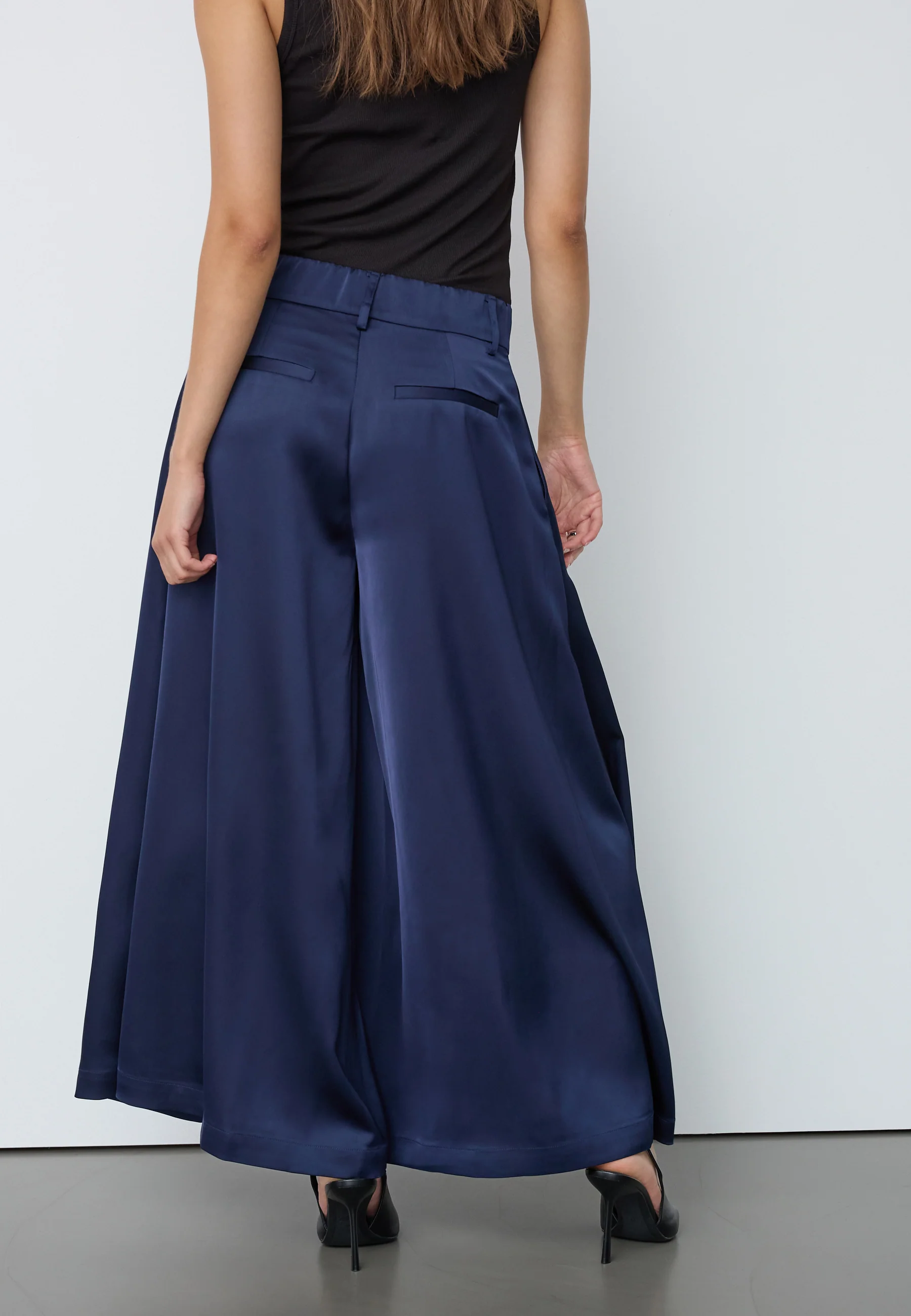 Safira Skirt Pant