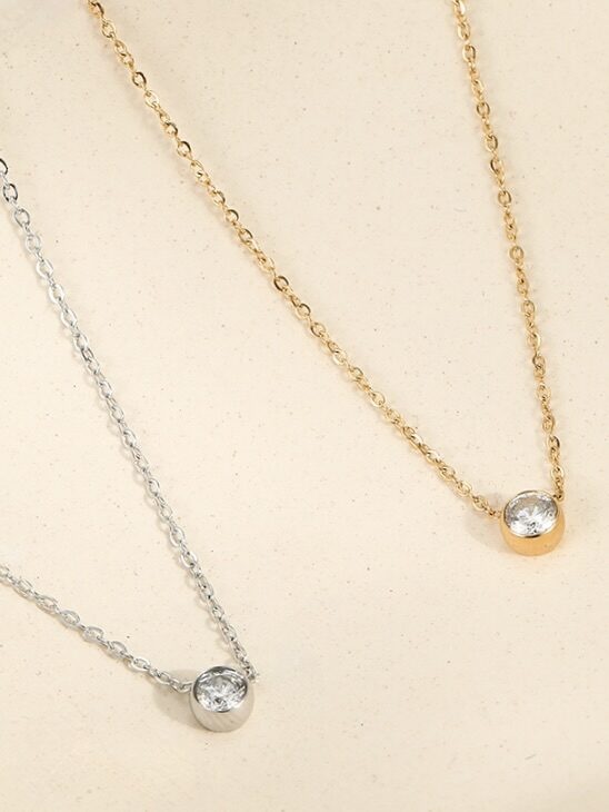 Fijne ketting met strass steentje
