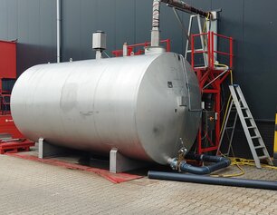 Installatie opslagtank