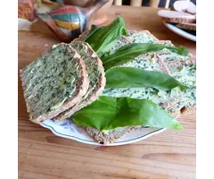 Zelfgemaakte kruidenboter