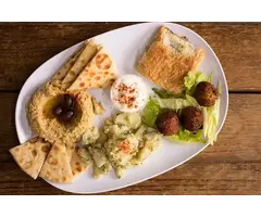 Zelfgemaakte falafel met  falafel kruiden