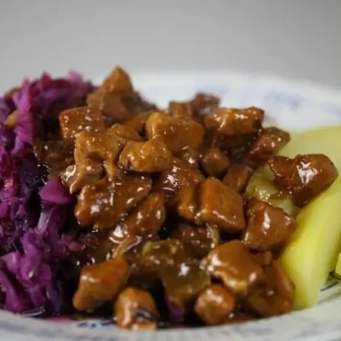 Hachee met aardappelpuree en hachee kruiden