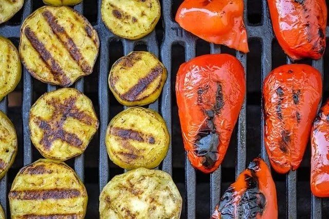 Gegrilde paprika met knoflook kruidenmix
