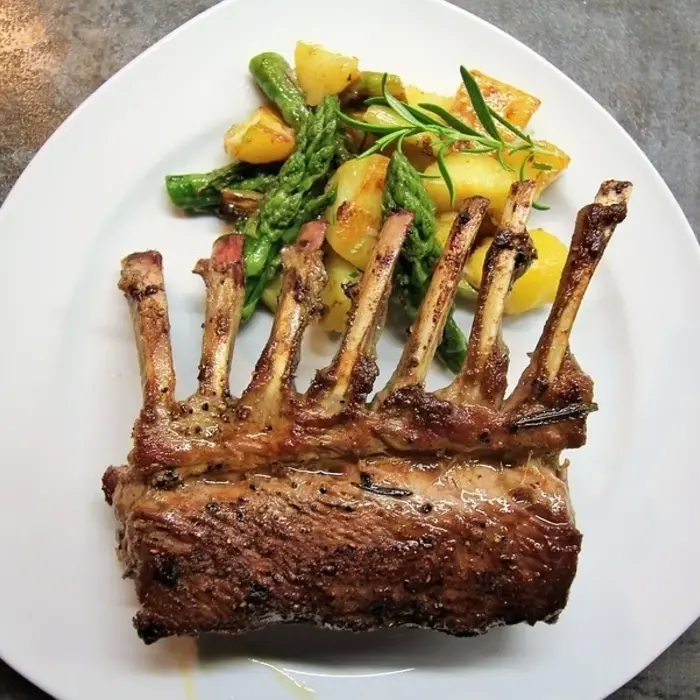Recept voor pittig geroosterd lamsvlees met knoflook