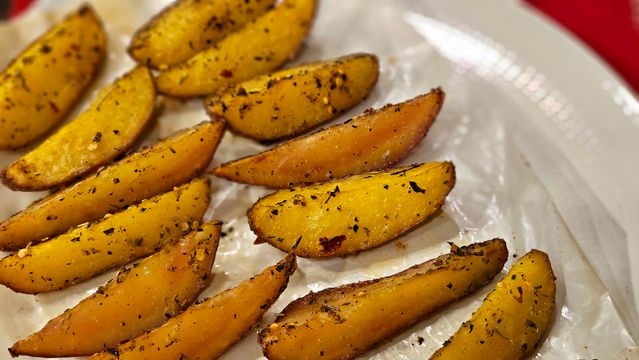 Welke kruiden passen bij aardappelen?