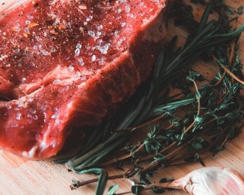 Welke kruiden passen bij entrecote?