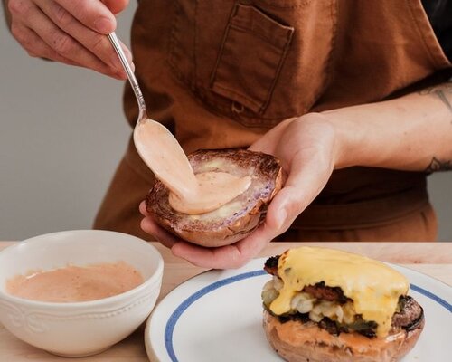 Zelf hamburgersaus maken