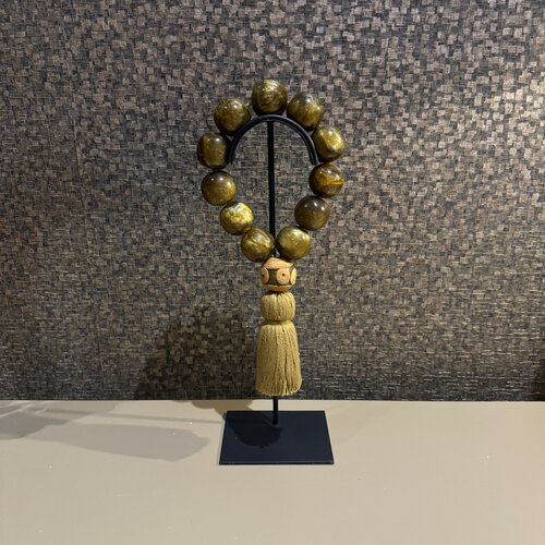Ketting kralen met dot op standaard  Olijf