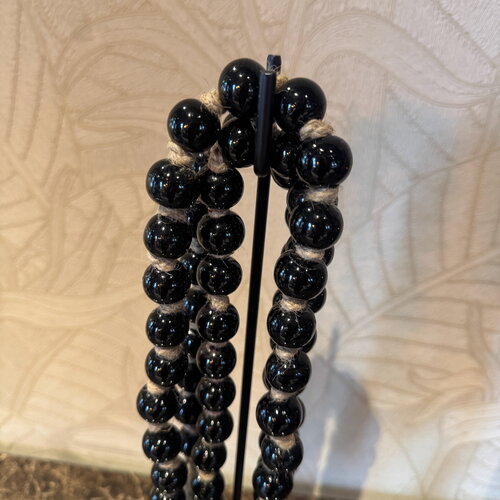 Ketting op voet zwart