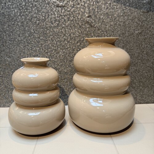 Vaas Beige